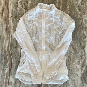 Lululemon Run Jacket size 6